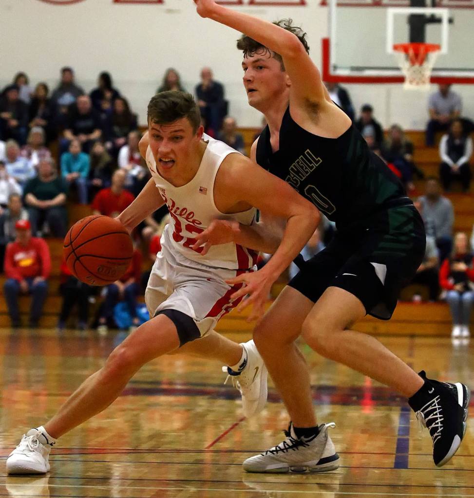 Marysville Pilchuck beat visiting Marysville Getchell, 61-57, on Friday evening at Marysville Pilchuck High School. (Kevin Clark / The Herald)