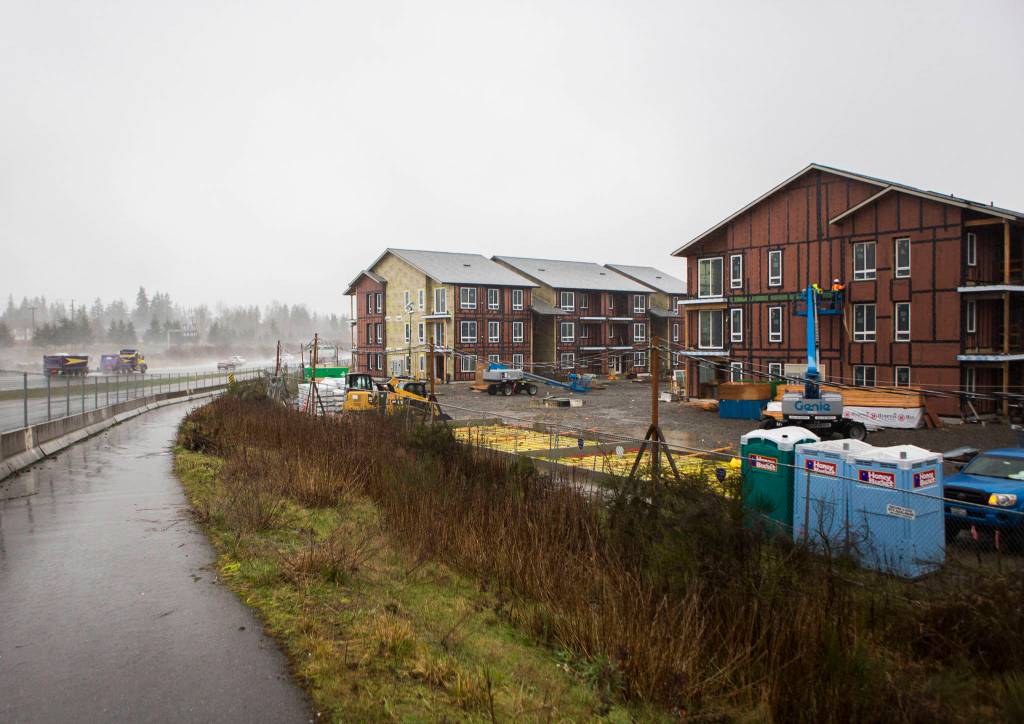 Construction along I-5 and 128th Street is seen Wednesday in Everett. (Olivia Vanni / The Herald)