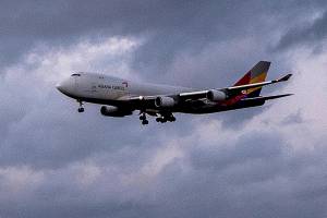 Boeing wins zero orders and delivers just 13 jets in January