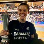 Community sports roundup: Ex-Everett star wins hoops trophy