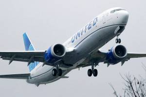 United pushes back expected return of grounded Boeing planes