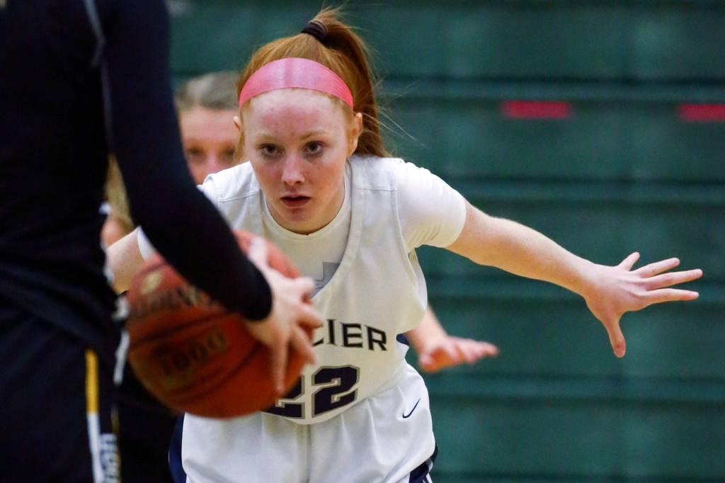 Glacier Peak defeated Inglemoor, 63-45, in a Wes-King Bi-District Tournament game Tuesday evening at Jackson High School in Mill Creek. (Kevin Clark / The Herald)