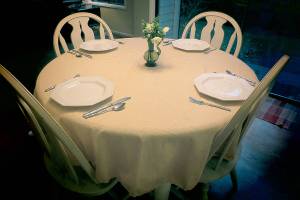 The four things not to talk about at the family dinner table