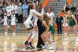 Glacier Peak girls fall to top-ranked Woodinville in OT