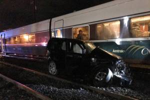 Four people hurt after SUV hit by train in Marysville