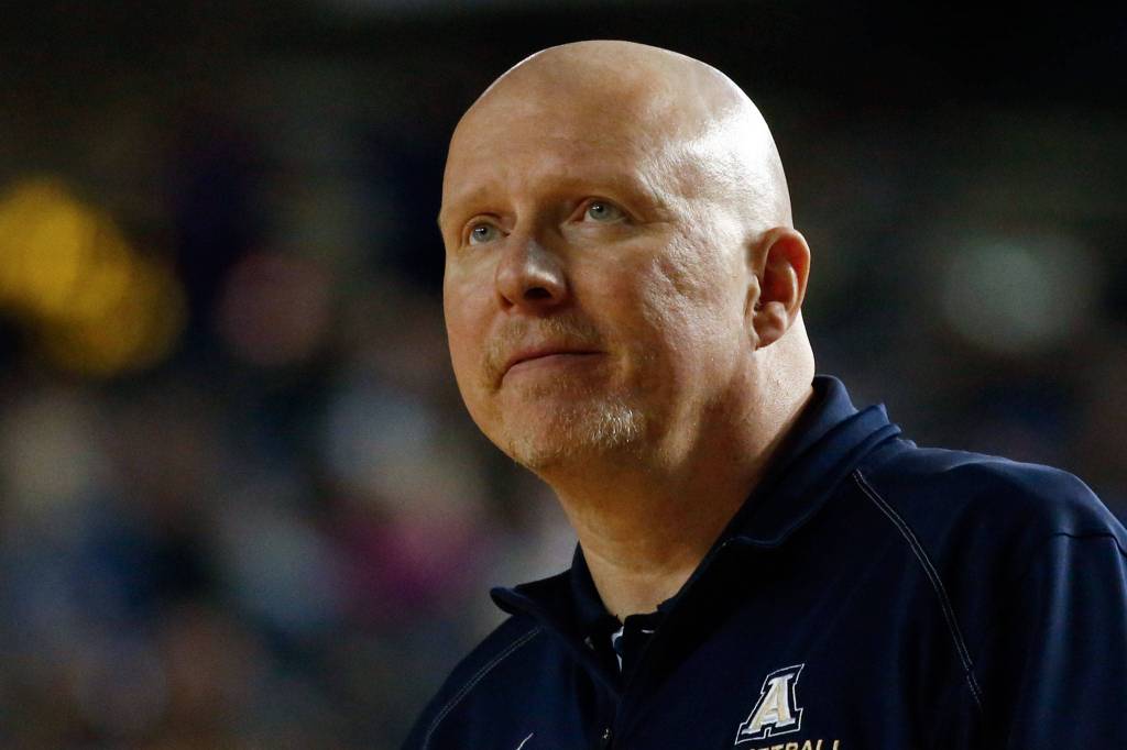 Arlington defeated Shorecrest, 50-49, to advance to the semifinalsThursday evening at the Tacoma Dome on March 5, 2020. (Kevin Clark / The Herald)