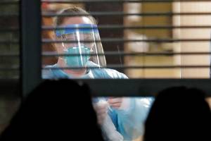 COVID-19 outbreak strikes 2 more long-term care facilities