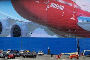 Boeing extends temporary shutdown of Puget Sound plants