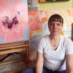 This Everett artist finds strength in flower power