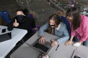 Homeless get nonprofit help applying for stimulus checks