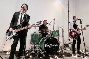 Bands come to the aid of Engel’s Pub, a beloved bar in Edmonds