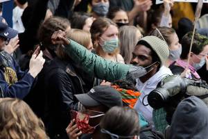 Huge crowd protests in Seattle as criticism of police mounts