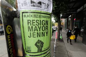 Seattle council bans police use of crowd control weapons