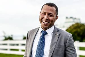 Mukilteo council chooses Louis Harris to fill vacant seat