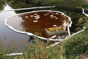 Regulators fine Everett manufacturer $327,000 for oil spills