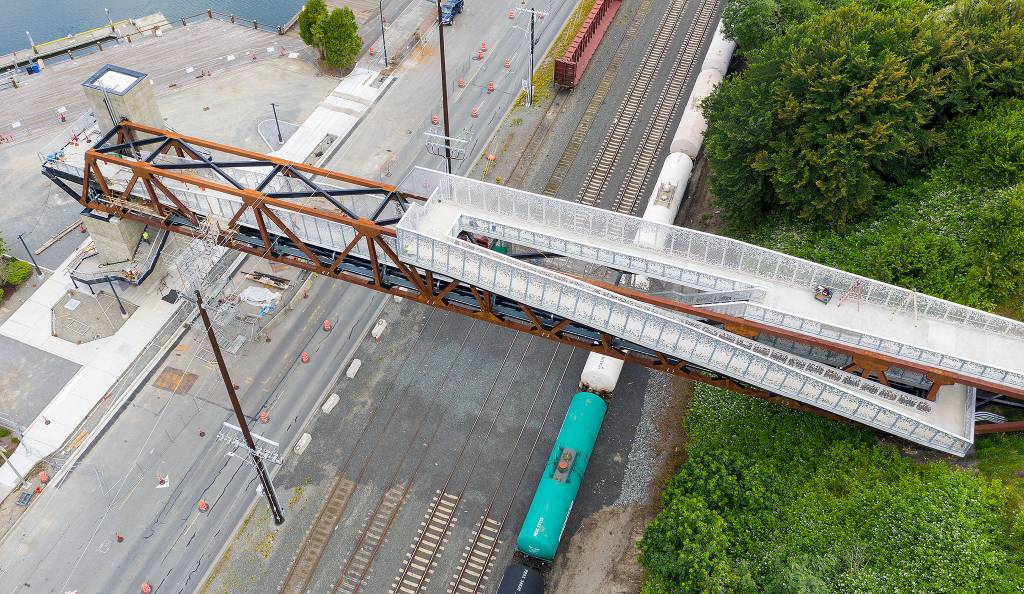 The Grand Avenue Park pedestrian and utility bridge, seen here still under construction, links residential north Everett with the waterfront. (Chuck Taylor / The Herald)