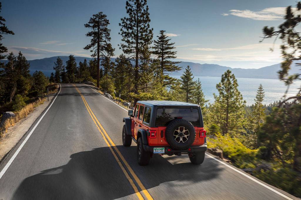 Fuel economy ratings for the new EcoDiesel engine in the 2020 Jeep Wrangler Unlimited are 22 mpg city, 29 mpg highway, and 25 mpg combined. (Manufacturer photo)
