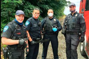 Police find, rescue Shoreline man trapped in Edmonds ravine