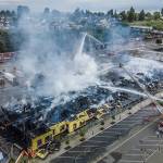 4-alarm fire erupts on Everett waterfront