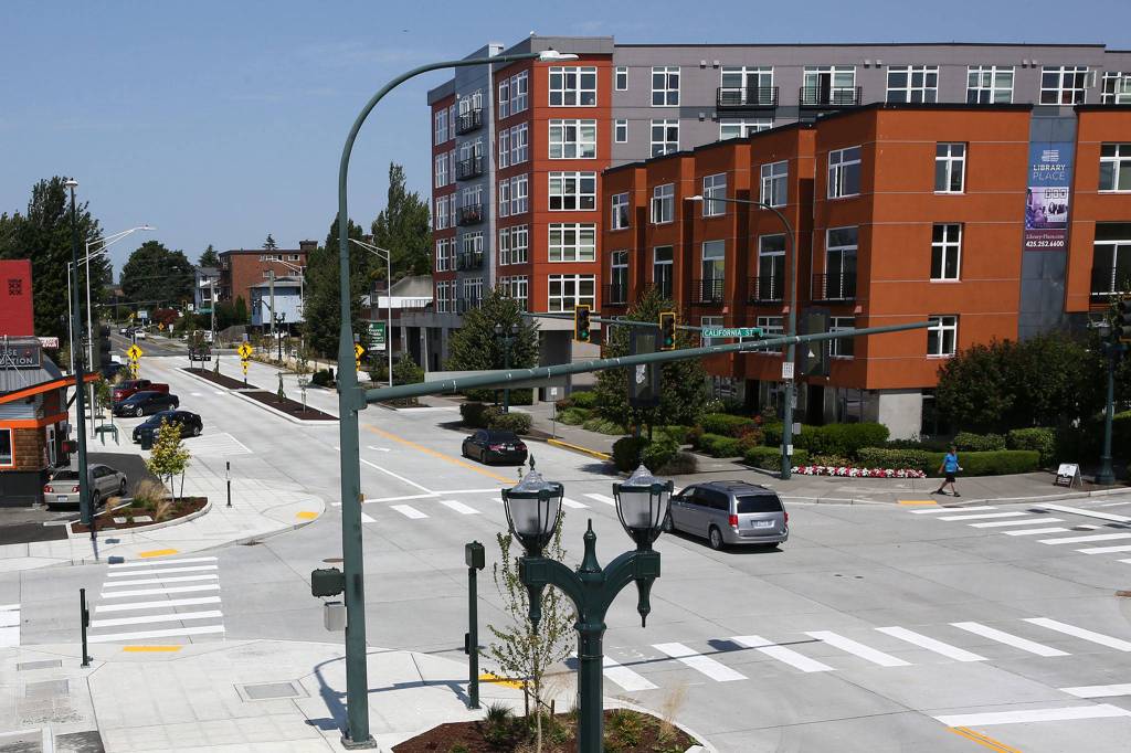 The Rucker Renewal Project is complete but the COVID closures still hamper businesses along the thoroughfare in Everett. (Kevin Clark / The Herald)