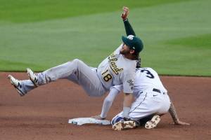 Mariners fall to A’s in extra innings