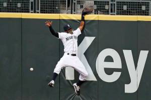 Mariners held to one hit in loss to Rockies