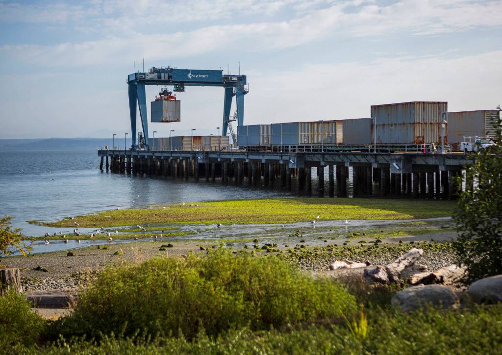 Airplane cargo bound for the Boeing plant is offloaded from a barge on Thursday at the Port of Everett. (Olivia Vanni / The Herald)