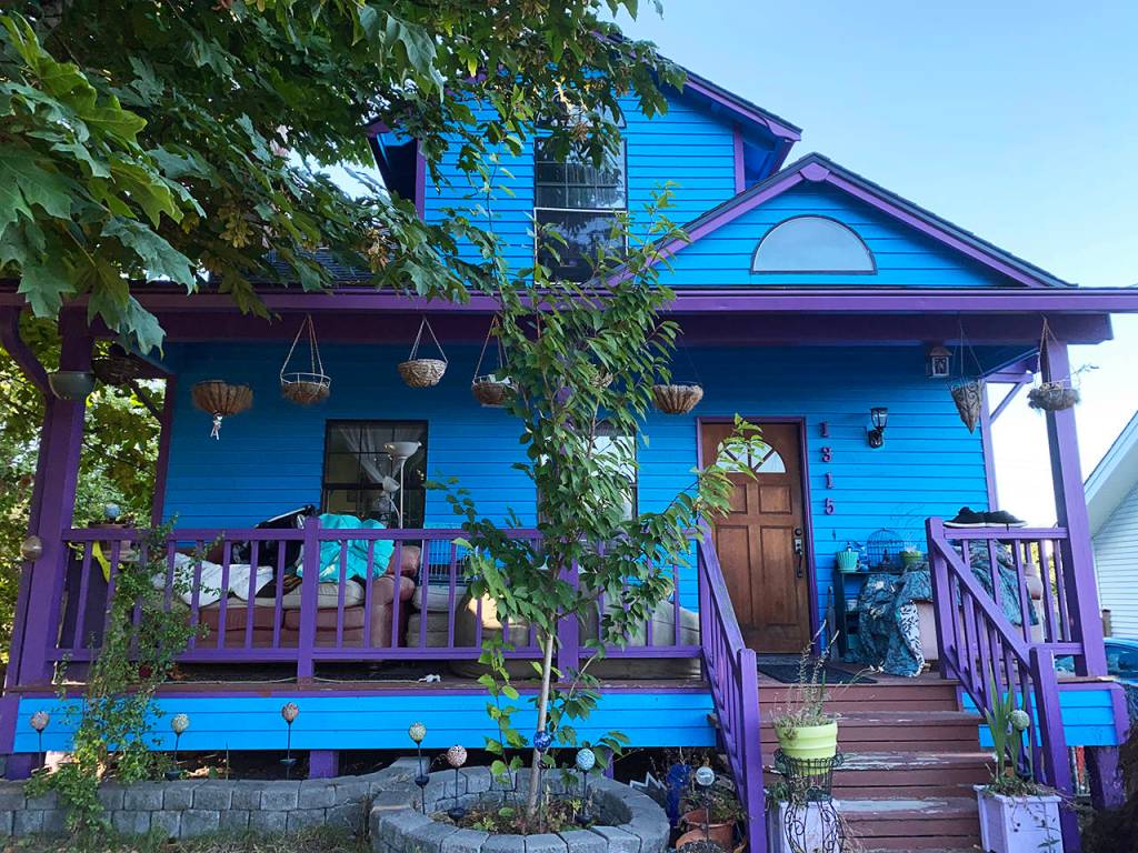 We found a pretty blue house in South Everett. (Sue Misao / The Herald)