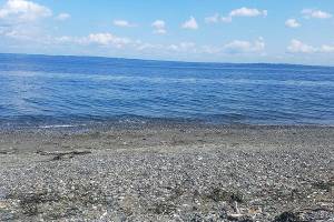 Your beach vacation is just a ferry ride away. (Jennifer Bardsley)