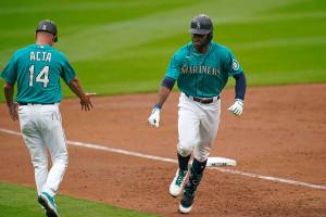 Lewis, Margevicius lead Mariners over Rangers