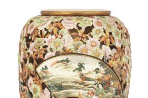 This Satsuma vase with intricate reticulation and decoration brought over $14,000 at a Cottone auction. (Cowles Syndicate Inc.)