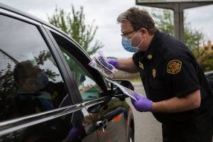 Editorial: Masks, distance drive down infections; keep at it