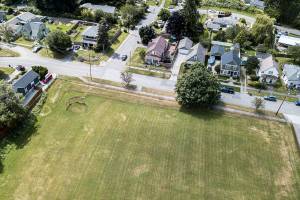 Historic commission opposes zoning change for playfield plan