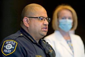 Seattle police to redeploy 100 officers for 911 response
