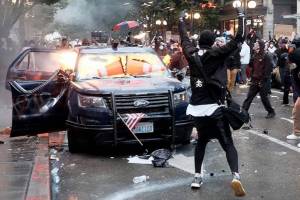 Edmonds man, 20, charged with arson during Seattle protest