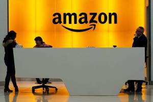 What slowdown? Amazon seeks to hire 33,000 people