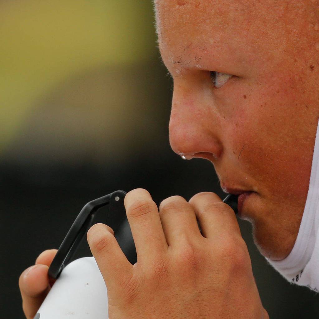 Tyler Fryberg ran the last mile in a 1,000-mile challenge to raise money for Leahs Dream Foundation on Saturday afternoon in Tulalip. (Kevin Clark / The Herald)