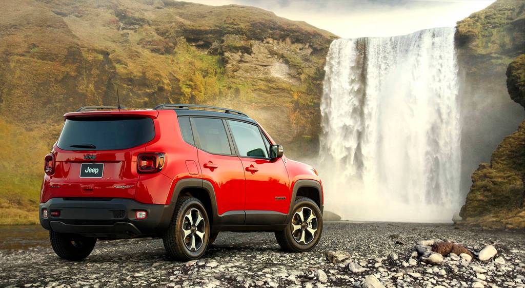 The 2020 Renegade Trailhawk comes standard with Jeeps Active Drive Low full-time 4x4 system. (Manufacturer photo)