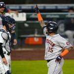Mariners’ playoff hopes take hit in loss to Astros