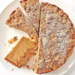 Brown butter and a generous dose of fresh cinnamon turn up the volume on crumb cake. (Ben Mims / Los Angeles Times)
