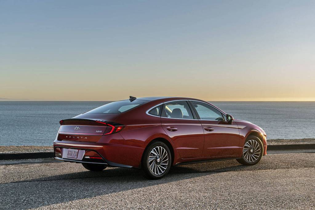 Aerodynamic wheels and a unique rear spoiler help the 2020 Hyundai Sonata Hybrid achieve high mpg numbers. (Manufacturer photo)