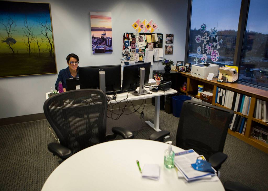 Mayor Cassie Franklin gives her State of Everett address Thursday to a Zoom chat of 490 people from her office in Everett. (Olivia Vanni / The Herald)