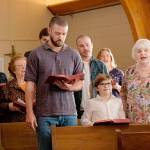 From left, Justin Timberlake plays an ex-con, Ryder Allen portrays a gender fluid boy and June Squibb is the ex-cons grandmother in a scene from Palmer. (Apple TV+)