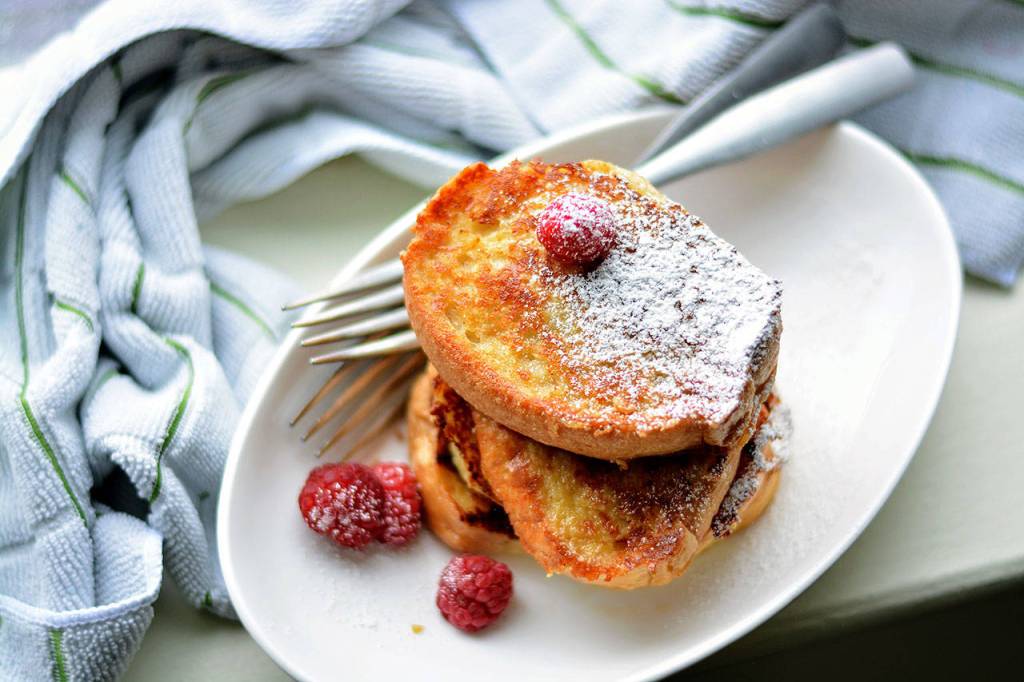 Be sure to use whole cardamom pods in this cardamom brioche French toast. (Reshma Seetharam)