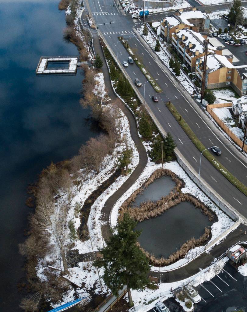 The existing trail and sidewalk is along the east side of Silver Lake. (Olivia Vanni / The Herald)