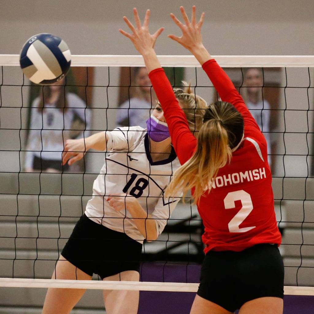Lake Stevens hosted Snohomish in a Wesco volleyball match on Thursday night in Lake Stevens. The Vikings won in straight sets 25-20, 25-22 and 25-20. (Kevin Clark / The Herald)
