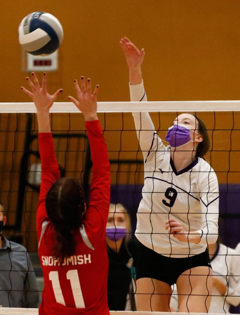 Lake Stevens hosted Snohomish in a Wesco volleyball match on Thursday night in Lake Stevens. The Vikings won in straight sets 25-20, 25-22 and 25-20. (Kevin Clark / The Herald)