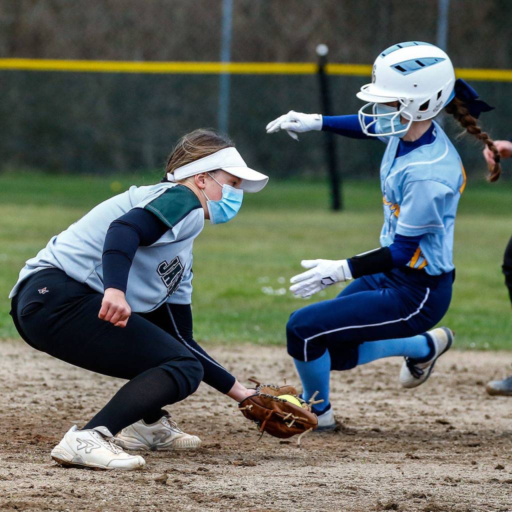 Jackson dominated Everett, 14-0, Thursday afternoon at Henry M. Jackson High School in Mill Creek. (Kevin Clark / The Herald)