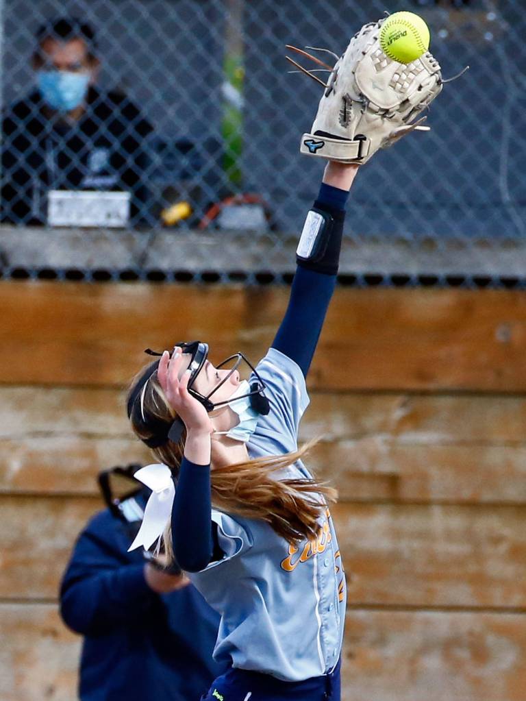 Jackson dominated Everett, 14-0, Thursday afternoon at Henry M. Jackson High School in Mill Creek. (Kevin Clark / The Herald)