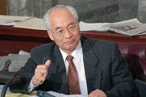 Washington state Sen. Paull Shin, D-Mukilteo, listens to debate on the Senate floor in Olympia, Wash., Friday, March 12, 1999, on legislation requested by the governor and sponsored by Shin. The measure would provide retraining for laid-off Boeing workers along with two years of unemployment insurance. (AP Photo/Louie Balukoff)